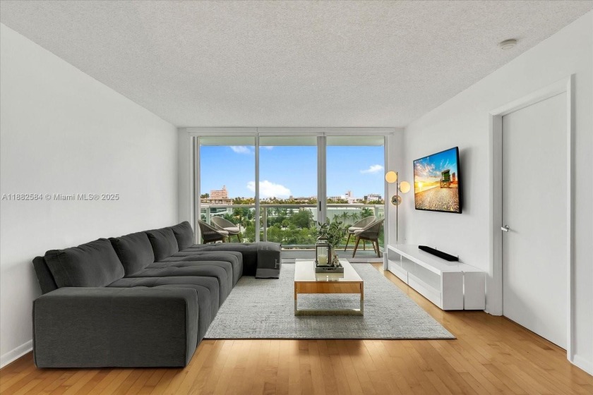 Renovated and functional, this Miami Beach condo features an - Beach Condo for sale in Miami Beach, Florida on Beachhouse.com