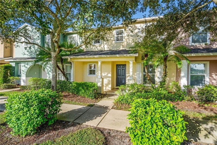 Fantastic find! Move in NOW - open floor plan -2 outdoor living - Beach Home for sale in Vero Beach, Florida on Beachhouse.com