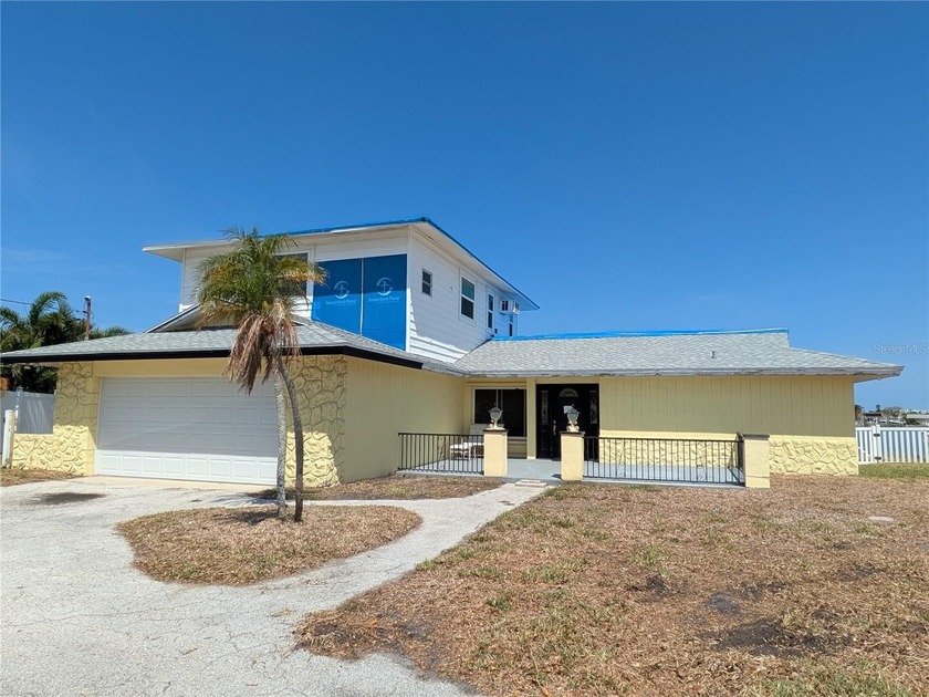 Looking for a blank canvas to paint in your own colors?? Here - Beach Home for sale in ST Pete Beach, Florida on Beachhouse.com