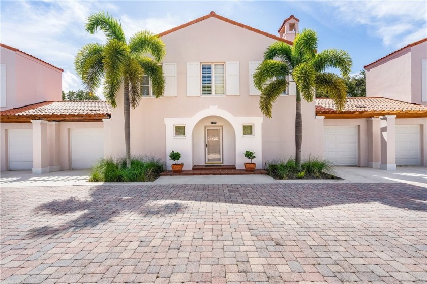 A Rare and Wonderful opportunity to acquire this stunning and - Beach Home for sale in Vero Beach, Florida on Beachhouse.com