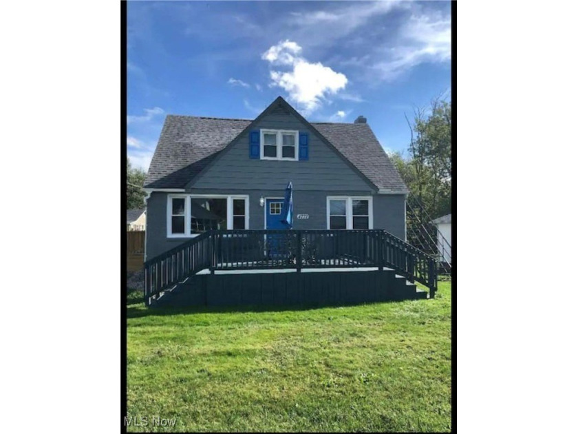 4772 Lake Rd. E., Geneva-on-the-Lake, OH Two-unit property - Beach Home for sale in Geneva, Ohio on Beachhouse.com