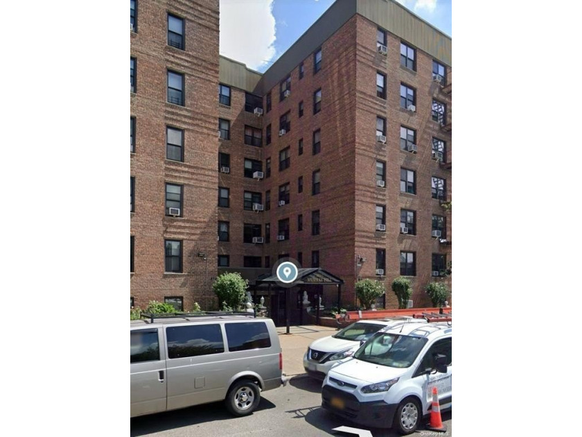 3815 149th Street 2D - Beach Home for sale in Flushing, New York on Beachhouse.com