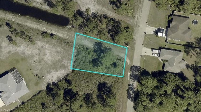 Prime vacant lot in Lehigh Acres! This buildable property is - Beach Lot for sale in Lehigh Acres, Florida on Beachhouse.com