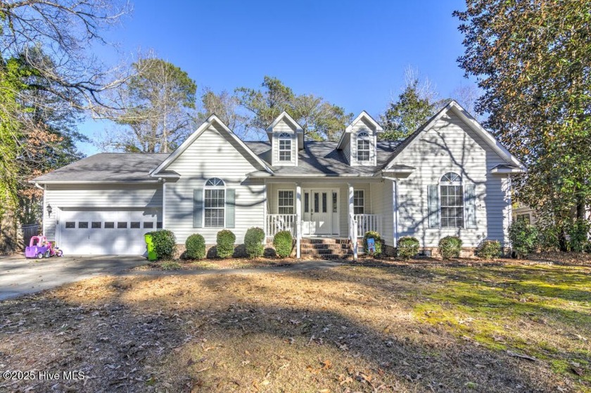 Discover the perfect blend of peaceful living and style in this - Beach Home for sale in New Bern, North Carolina on Beachhouse.com