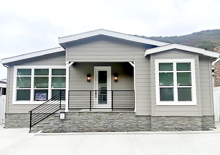 Get ready to move into this custom Laguna Terrace home with - Beach Home for sale in Laguna Beach, California on Beachhouse.com