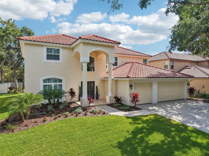EXQUISITELY RENOVATED 6-BEDROOM POOL HOME IN HUNTER'S GREEN!

 - Beach Home for sale in Tampa, Florida on Beachhouse.com