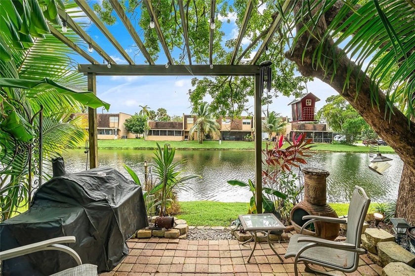 Beautifully maintained by the original owners, this spacious - Beach Home for sale in Sunrise, Florida on Beachhouse.com