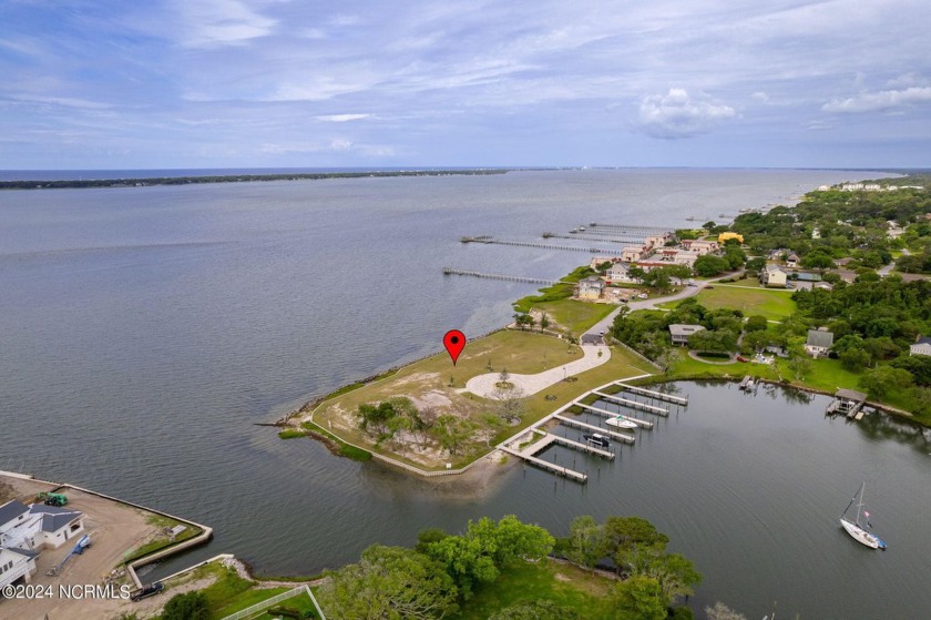 Build your sound front dream home in the small, newly developing - Beach Lot for sale in Morehead City, North Carolina on Beachhouse.com