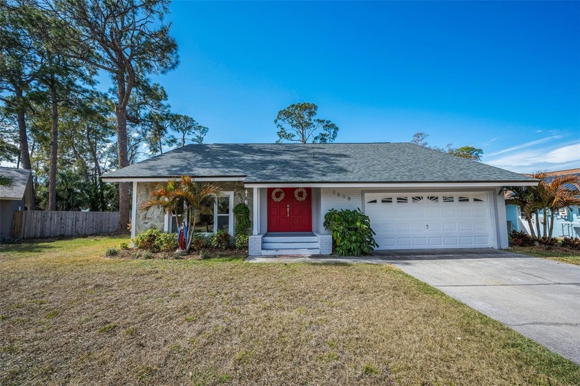 NEW PRICE ~ WELCOME HOME ~ LOCATION, LOCATION, LOCATION. I am - Beach Home for sale in Palm Harbor, Florida on Beachhouse.com