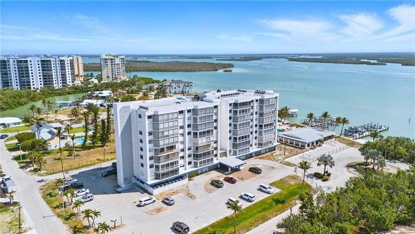 Your Slice of Paradise Awaits in Fort Myers Beach! Escape to - Beach Condo for sale in Fort Myers Beach, Florida on Beachhouse.com