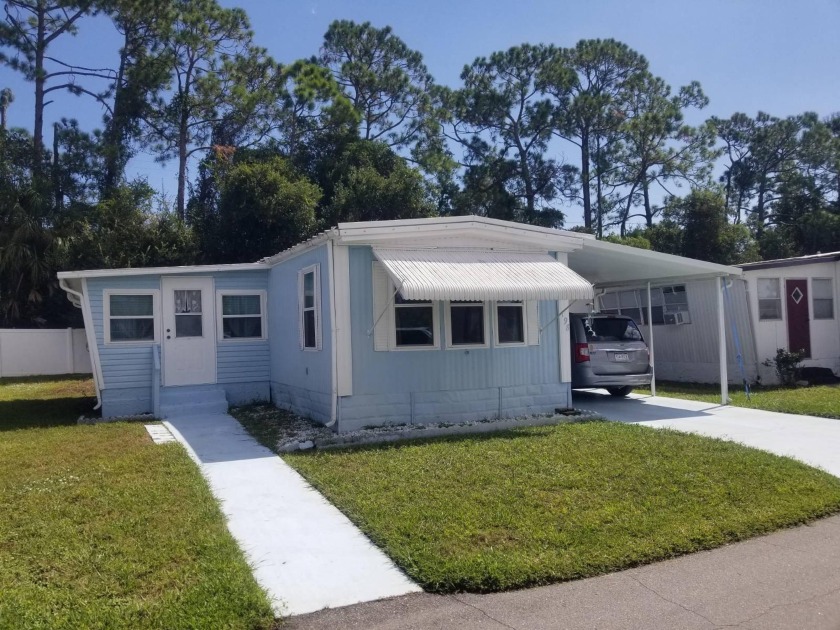 Unbelievably renovated home with beautiful kitchen and bathrooms - Beach Home for sale in Ormond Beach, Florida on Beachhouse.com