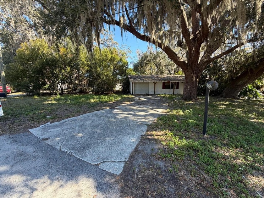 Looking for a home you can make your own? This 2-bedroom, 1 - Beach Home for sale in New Port Richey, Florida on Beachhouse.com
