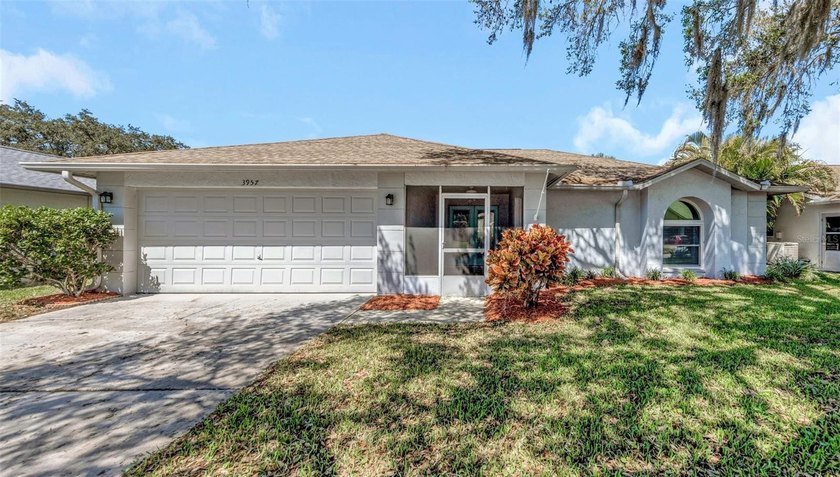 * * BEAUTIFUL UPDATED - MOVE IN READY HOME * *  Located in the - Beach Home for sale in Palm Harbor, Florida on Beachhouse.com