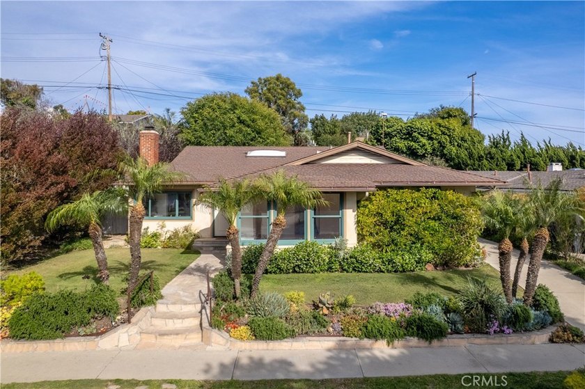 Meticulously maintained for the past 40 years, this 3 bedroom, 1 - Beach Home for sale in Rancho Palos Verdes, California on Beachhouse.com