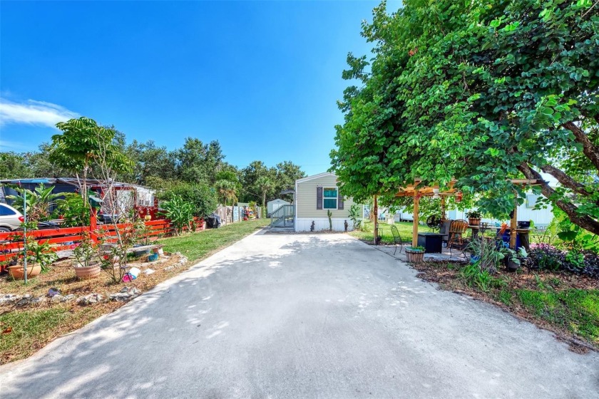 HUGE MARKET PRICE IMPROVEMENT!! Don't miss out on this LAND - Beach Home for sale in Nokomis, Florida on Beachhouse.com