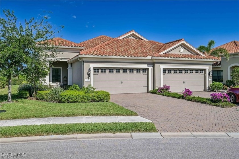 TURNKEY PROPERTY! Rare opportunity to get this amazing 2-bedroom - Beach Home for sale in Fort Myers, Florida on Beachhouse.com