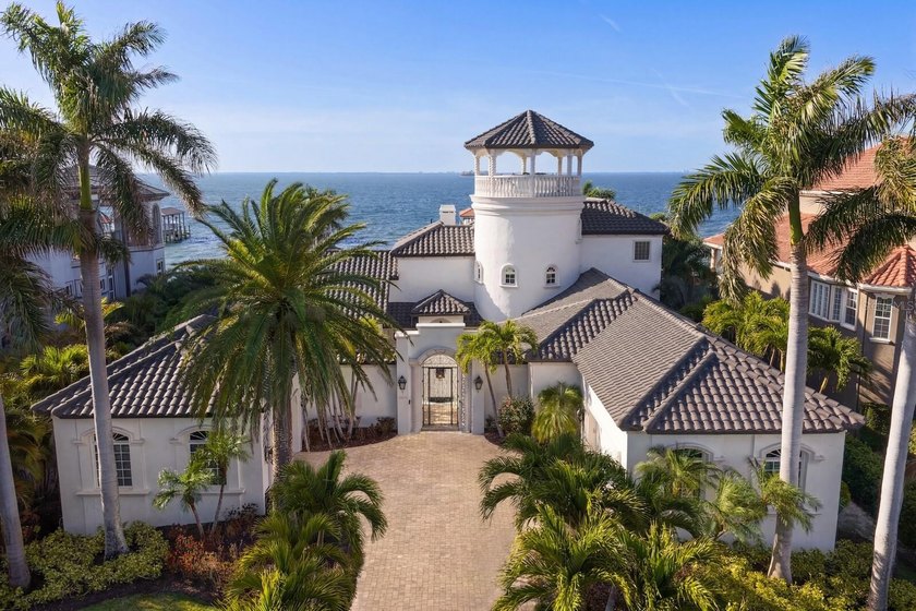 Exquisite Waterfront Estate in the private-gated estate enclave - Beach Home for sale in Apollo Beach, Florida on Beachhouse.com