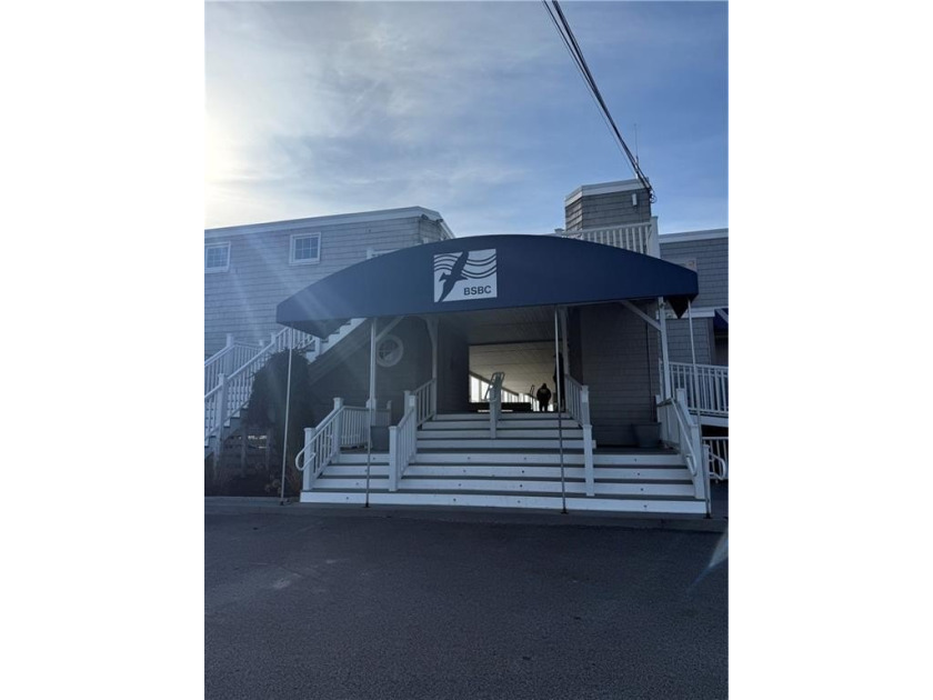 Bonnet Shores Beach Club is one of South County's most - Beach Condo for sale in Narragansett, Rhode Island on Beachhouse.com