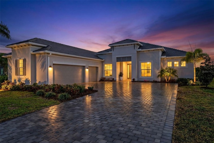 Under contract-accepting backup offers. Rare golf-deeded estate - Beach Home for sale in Venice, Florida on Beachhouse.com