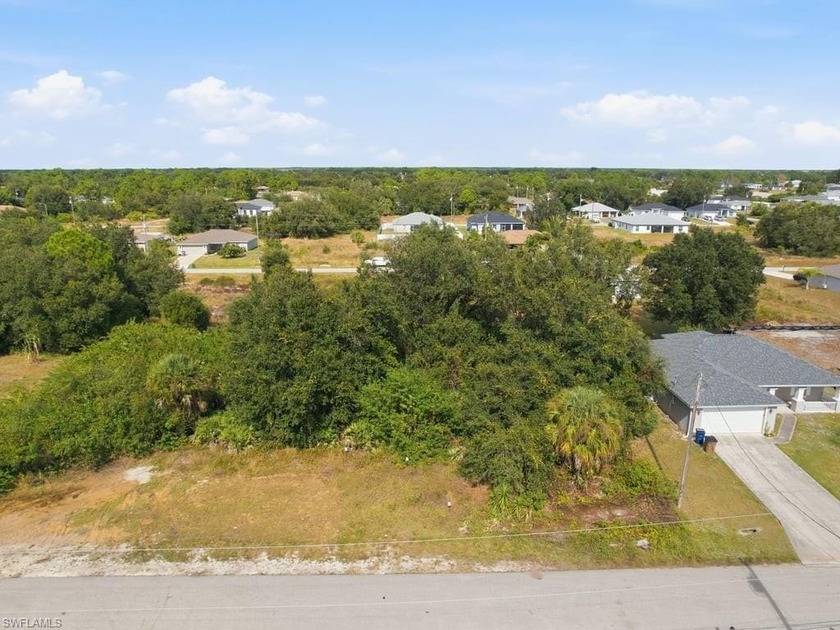 Fantastic Opportunity to Build in a Rapidly Growing Area! This - Beach Lot for sale in Lehigh Acres, Florida on Beachhouse.com