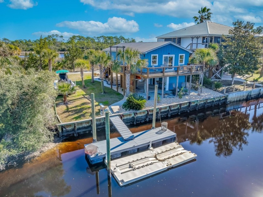 READY TO MOVE IN - Nicely remodeled, painted inside and out, new - Beach Home for sale in Crawfordville, Florida on Beachhouse.com