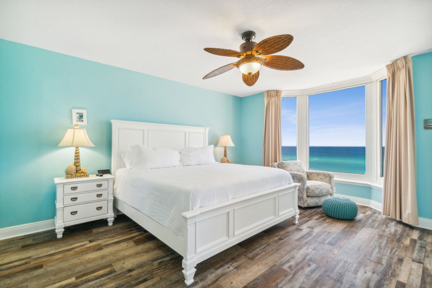 The Master Suite is Gulf front at Emerald Beach Resort! Newly - Beach Vacation Rentals in Panama City Beach, Florida on Beachhouse.com