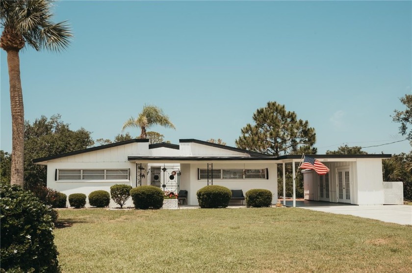 Welcome to 1980 Forked Creek Road, a stunning mid-century modern - Beach Home for sale in Englewood, Florida on Beachhouse.com