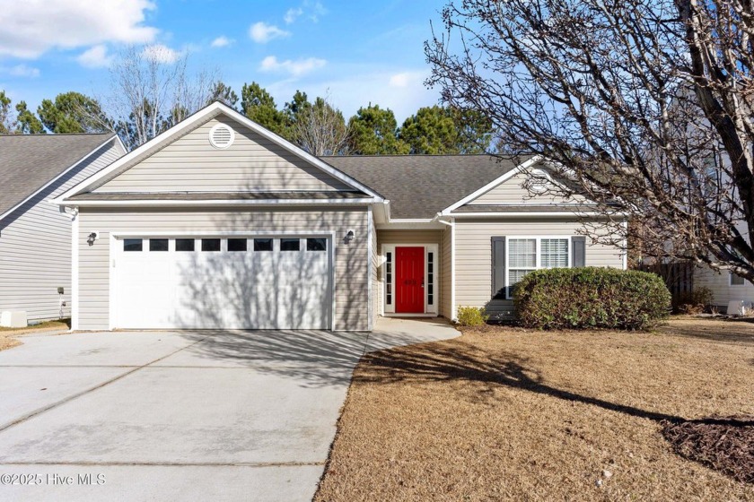 Get ready to fall in love with this adorable 3-bedroom, 2-bath - Beach Home for sale in Wilmington, North Carolina on Beachhouse.com