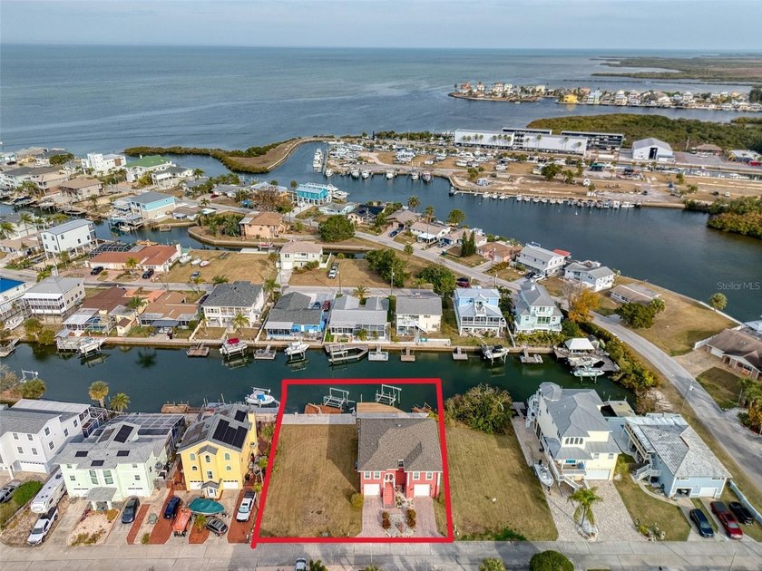 **DOUBLE LOT with 2 BOAT LIFTS ** DIRECT GULF ACCESS** Welcome - Beach Home for sale in Hudson, Florida on Beachhouse.com