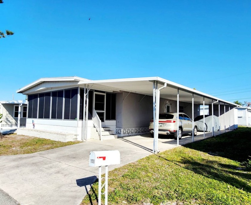 Strong structured solid home built to withstand CAT5 hurricanes - Beach Home for sale in Nokomis, Florida on Beachhouse.com