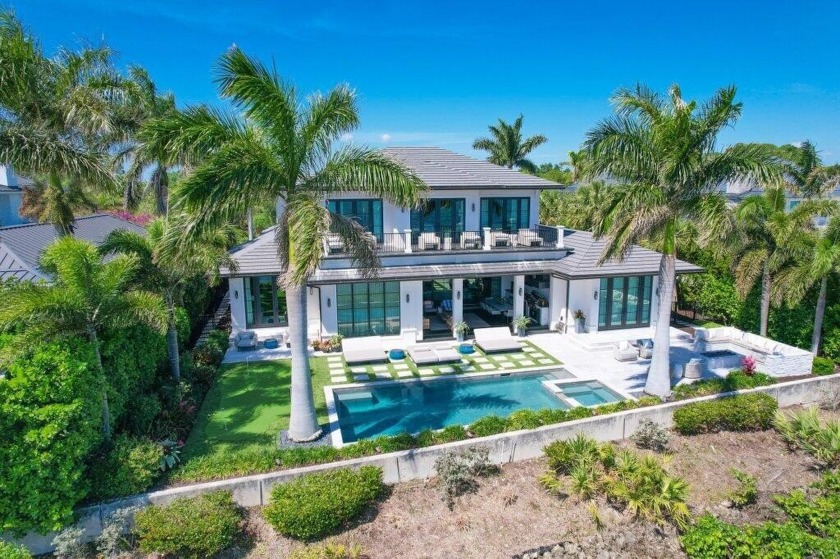 Stunning Waterfront Home in The Floridian National Golf Club - Beach Home for sale in Palm City, Florida on Beachhouse.com