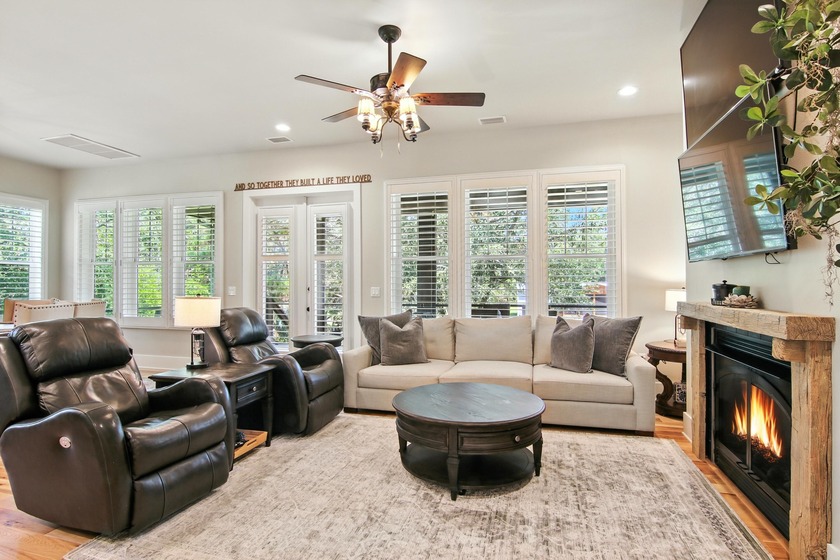 Traditional southern-style home located in a quiet neighborhood - Beach Home for sale in Freeport, Florida on Beachhouse.com