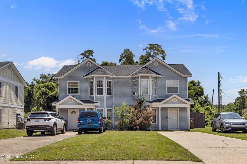 This duplex is perfectly located in a central area of the - Beach Home for sale in Biloxi, Mississippi on Beachhouse.com