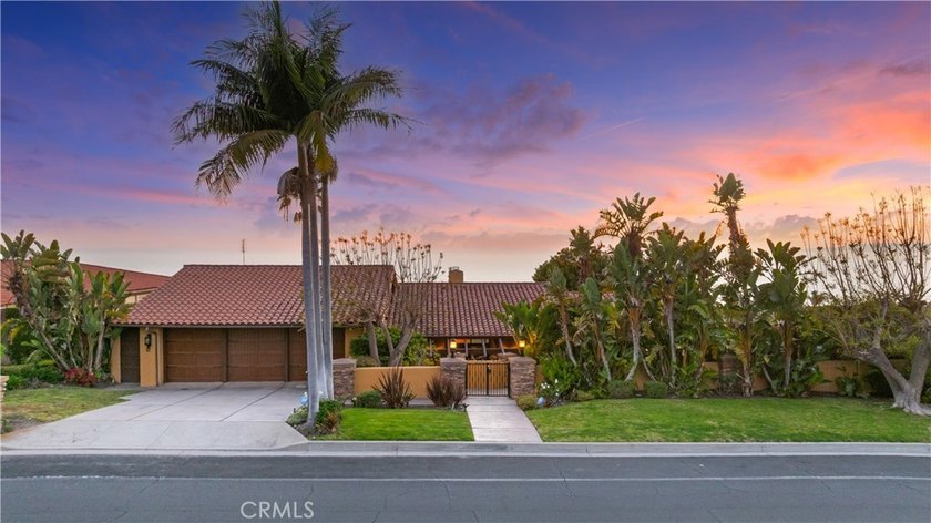 Luxury Living with Unmatched Ocean Views in Prestigious Palos - Beach Home for sale in Palos Verdes Estates, California on Beachhouse.com