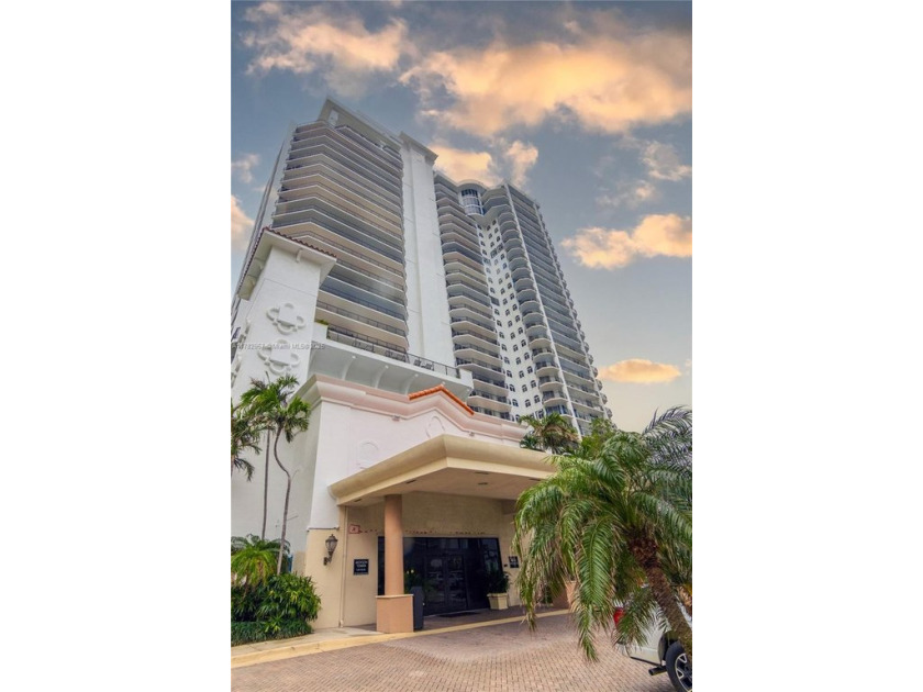 Stunning, One-of-a-Kind Residence Just Steps from the Beach!
 - Beach Condo for sale in Fort Lauderdale, Florida on Beachhouse.com