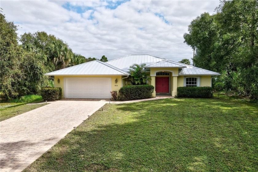 A *Blockbuster Family Favorite* - Step into the spotlight w/ - Beach Home for sale in Vero Beach, Florida on Beachhouse.com