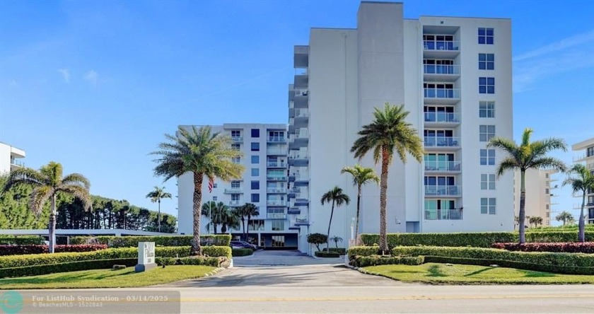 ***PRICE IMROVEMENT*** Fabulous Intracoastal Views! Luxury - Beach Condo for sale in Palm Beach, Florida on Beachhouse.com
