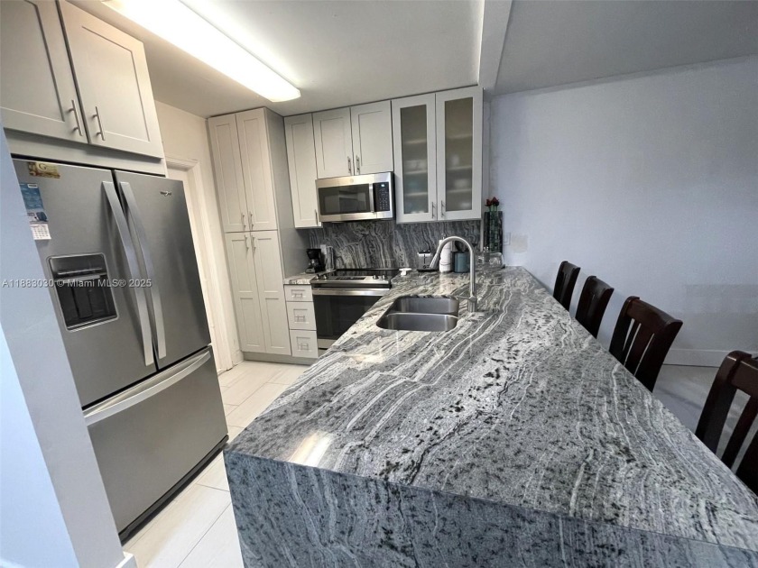 YOUR OPPORTUNITY to buy a beautiful remodeled 2bed/2bath gem - Beach Condo for sale in Lauderdale Lakes, Florida on Beachhouse.com