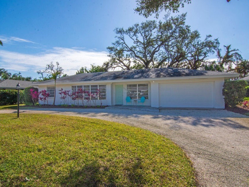 Fabulous opportunity in the heart of Central Beach. This 3br/2ba - Beach Home for sale in Vero Beach, Florida on Beachhouse.com