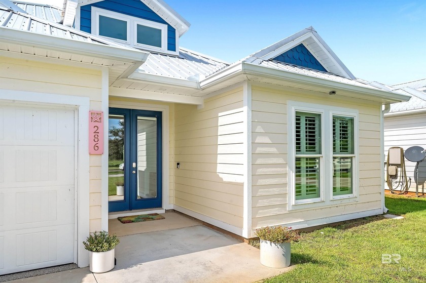 LOCATION, LOCATION- Safe & Intelligent investment or lifestyle - Beach Home for sale in Gulf Shores, Alabama on Beachhouse.com