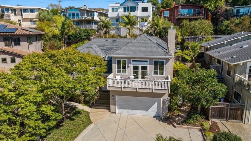 Enjoy stunning bay views from the inviting front deck. French - Beach Home for sale in Aptos, California on Beachhouse.com