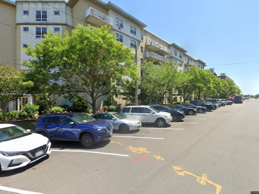 Don't miss this beautifully updated 2-bedroom, 1-bathroom - Beach Condo for sale in Far Rockaway, New York on Beachhouse.com