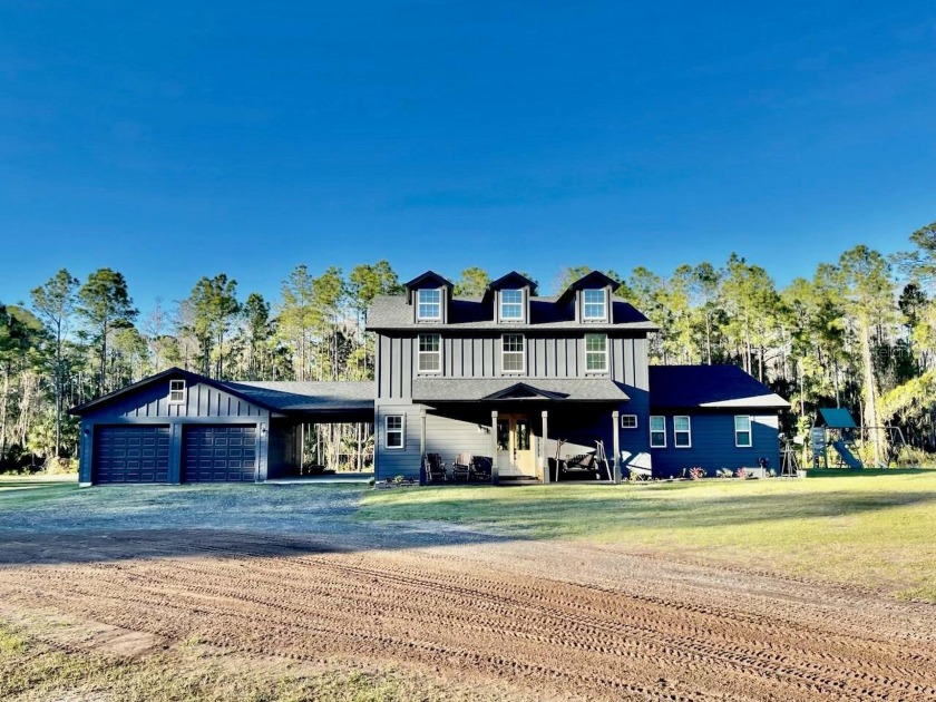 5 Acres located in Lake Harney Woods..... six bedrooms 3.5 bath - Beach Home for sale in Mims, Florida on Beachhouse.com