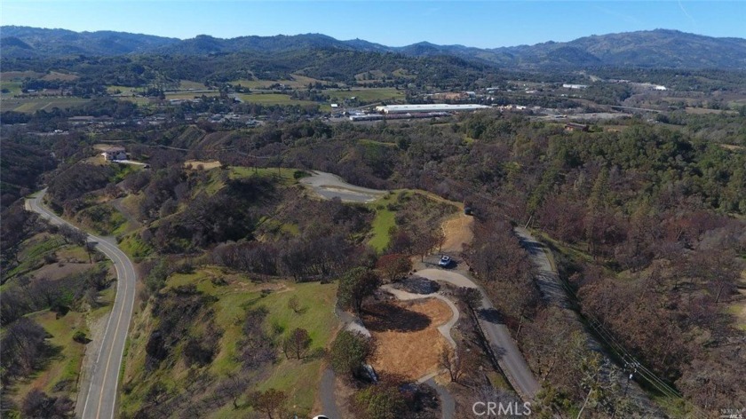 Superb location in Marina Estates! Large 5 acre parcel very - Beach Acreage for sale in Ukiah, California on Beachhouse.com