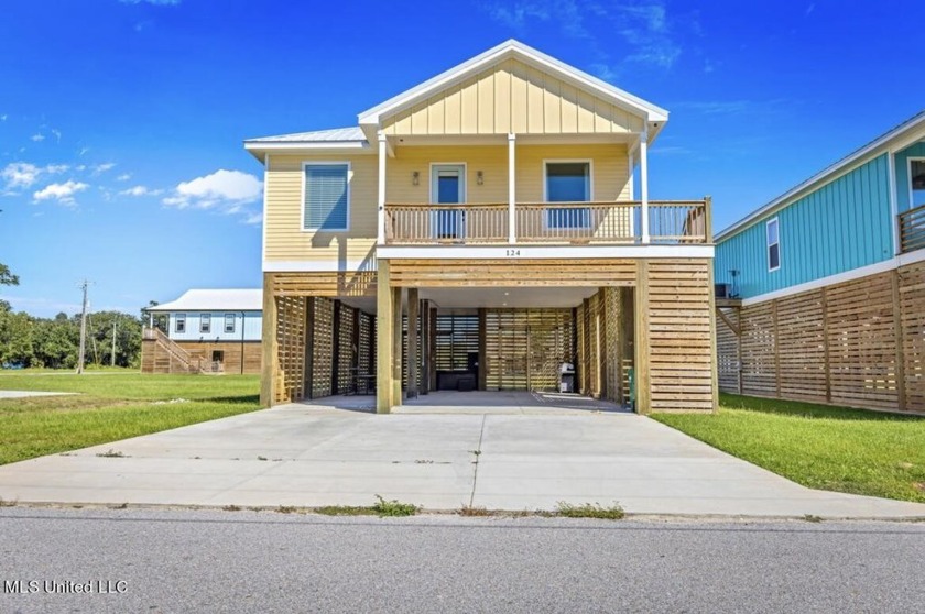 Motivated Seller! Welcome to 124 Arkansas Ave, your dream - Beach Home for sale in Gulfport, Mississippi on Beachhouse.com