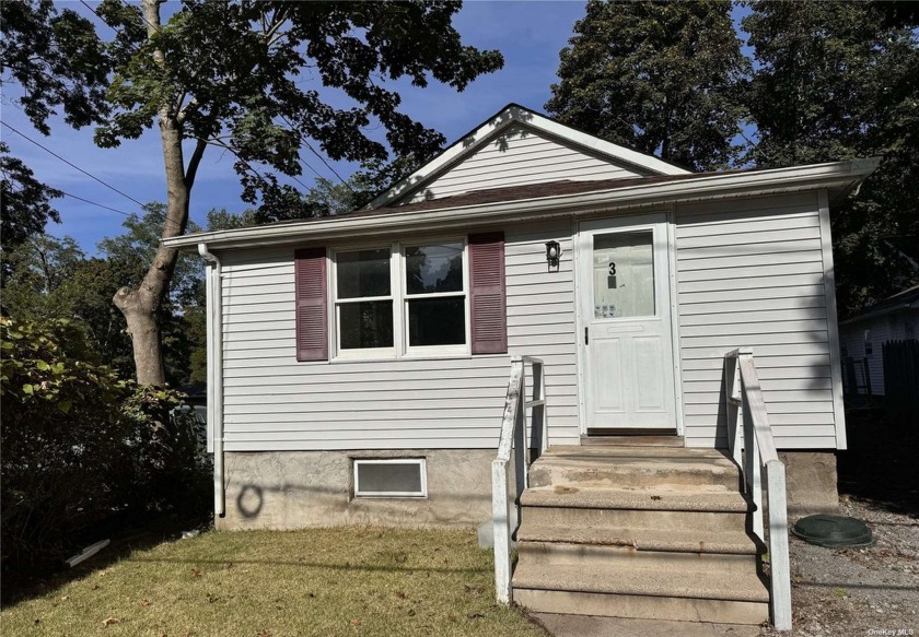 Quaint Ranch set on level private fenced property in Renowned - Beach Home for sale in Rocky Point, New York on Beachhouse.com