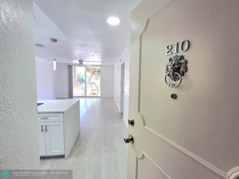 NEW PRICE - JUST REDUCED! Enjoy the beach life and rent when you - Beach Condo for sale in Pompano Beach, Florida on Beachhouse.com