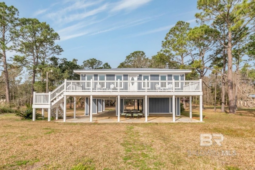 Brand new roof on this recently updated home, only 12 minutes - Beach Home for sale in Coden, Alabama on Beachhouse.com