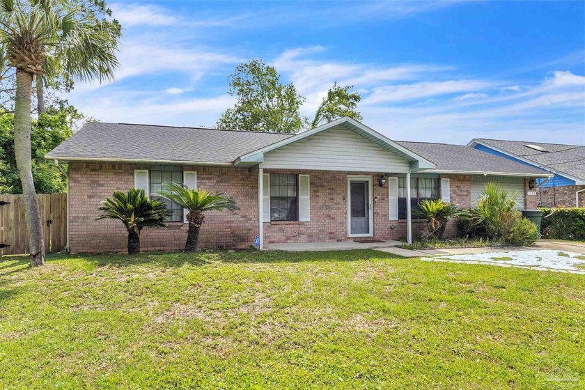 Welcome home, here comfort, convenience, and everyday savings - Beach Home for sale in Pensacola, Florida on Beachhouse.com