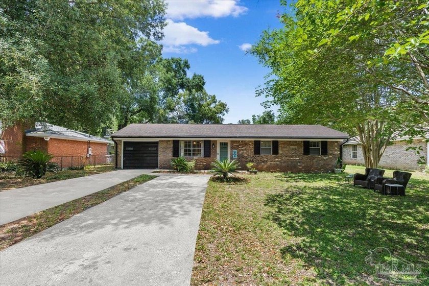NO HOA; .25 Acres; Privacy Fenced; Boat or RV Parking. Welcome - Beach Home for sale in Pensacola, Florida on Beachhouse.com